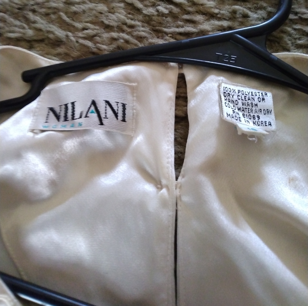 Cream Nilani blouse with pearl embroidery